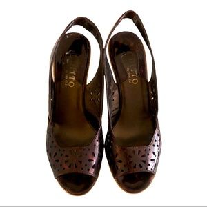 Ditto by Van Eli Bronze Laser Cut Cork Wedges Size 7 1/2 Woman’s Shoes